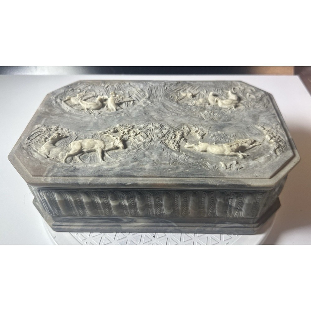 Large Incolay Stone Carved Men's Box Wildlife Scene 8.5x11.25" (Z4E)